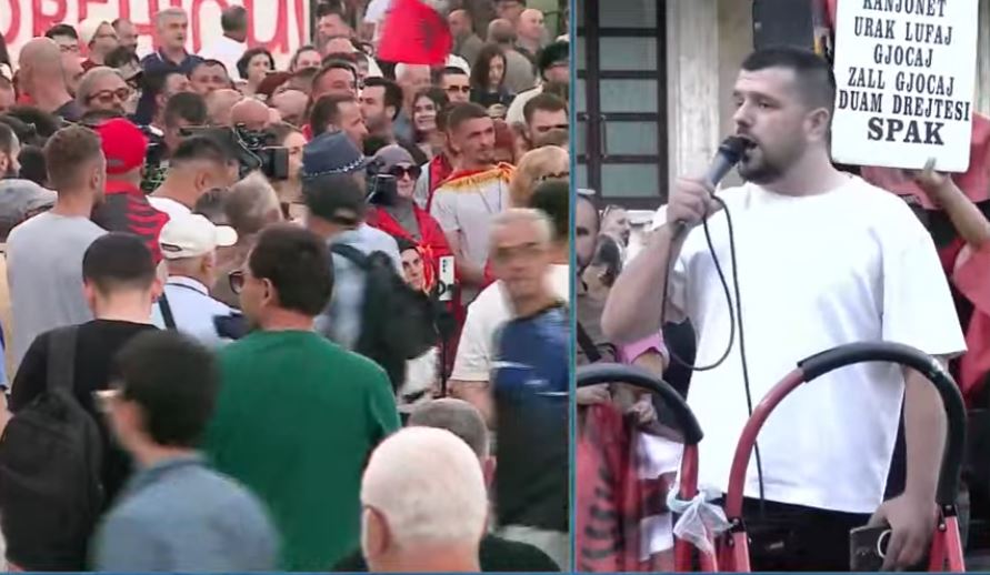 Aktivisti  Kjo protestë nuk matet me shifra  por me qëndrueshmëri  Rezistenca jonë po e lodh përditë pushtetin dhe po i afrohet fundit  Një qeveri e korruptuar nuk na jep dot leksione morali 