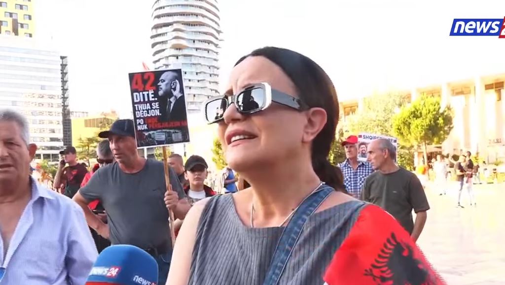  E kam votuar tre herë Ramën  jam gati të pres dorën   Qytetarja  Punoj në administratë  rrezikoj shumë  por e kam mposhtur frikën