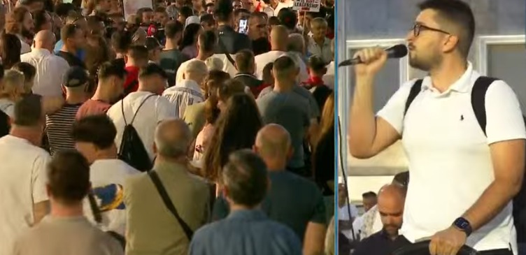 Protesta e 45 të para Kryeministrisë  Dënohet ashpër sulmi i Erion Braçes ndaj gazetarit  thirrje për reflektim