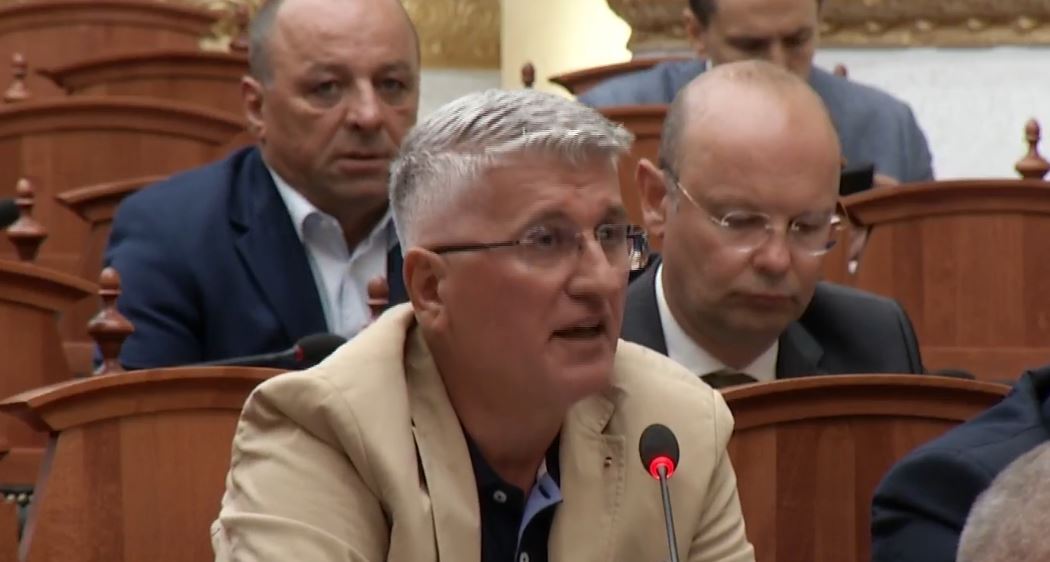 51 ditë protesta kundër Ramës  Gjekmarkaj  Qeveria tregoi paaftësi  Menduan se vapa do t i shuante  por u zhgënjyen