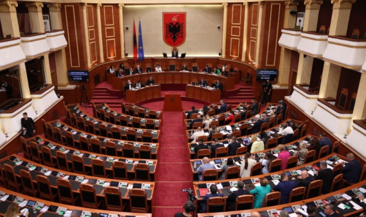Kuvendi zgjedh Ismail Shehun në krye të Komisionit të Prokurimit Publik