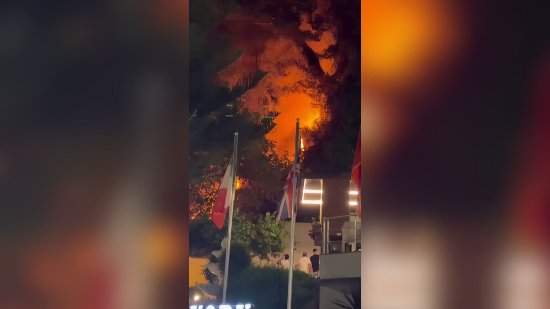 Flakë pranë tunelit në Vlorë  situata kritike në Ujin e Ftohtë  rrezikohen hotele dhe biznese