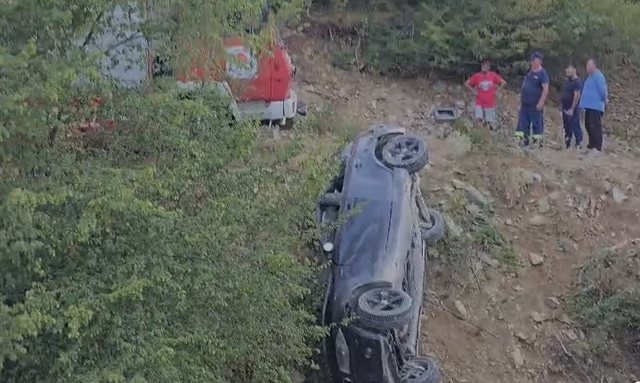 Aksidenti i rëndë në Mirditë  Identifikohen tre të rinjtë  një i vdekur  dy të plagosur rëndë