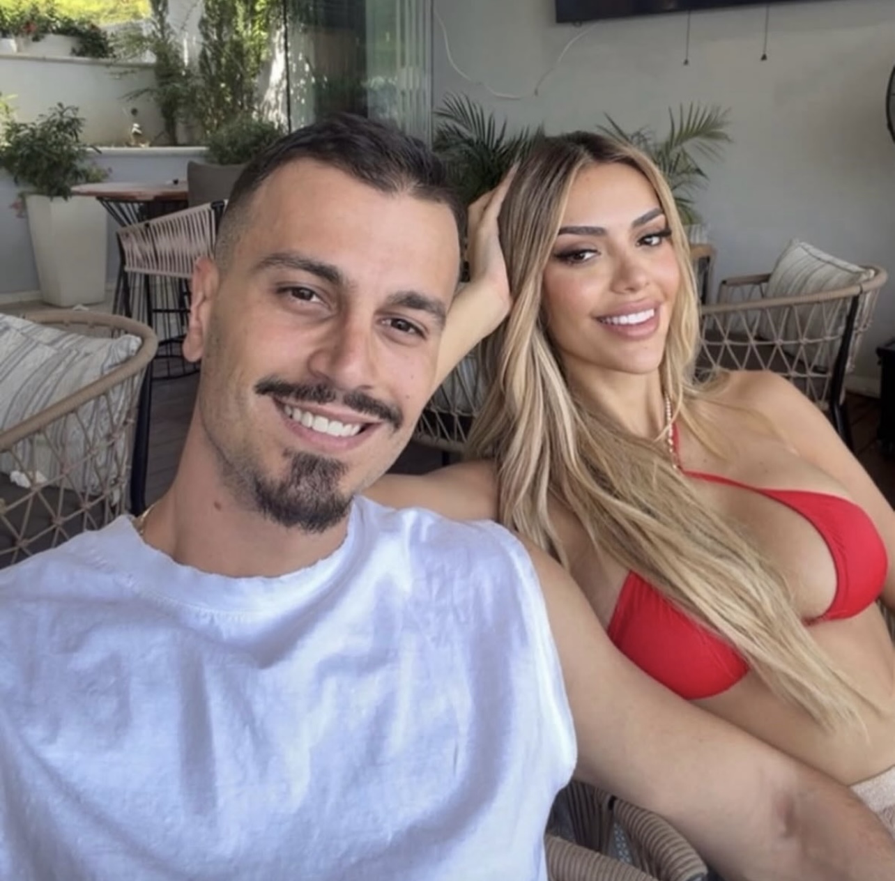 Mateo dhe Brikena do të bëhen prindër për herë të parë   Foto 