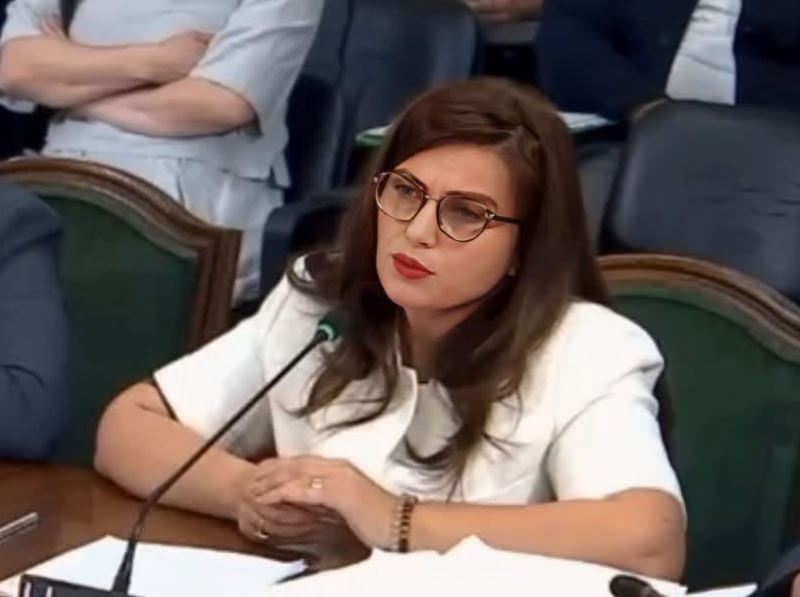 Kryebashkiakja Juliana Memaj kundër shkrirjes së Dimalit  Duhet të vijojë të jetë bashki më vete  Procesi nuk është transparent 