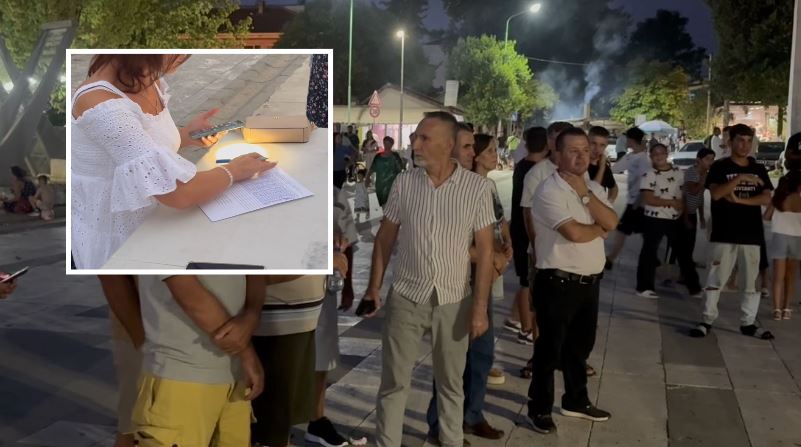 Reforma e re territoriale  Nis mbledhja e firmave në Cërrik  banorët kundër bashkimit me bashkinë e Elbasanit