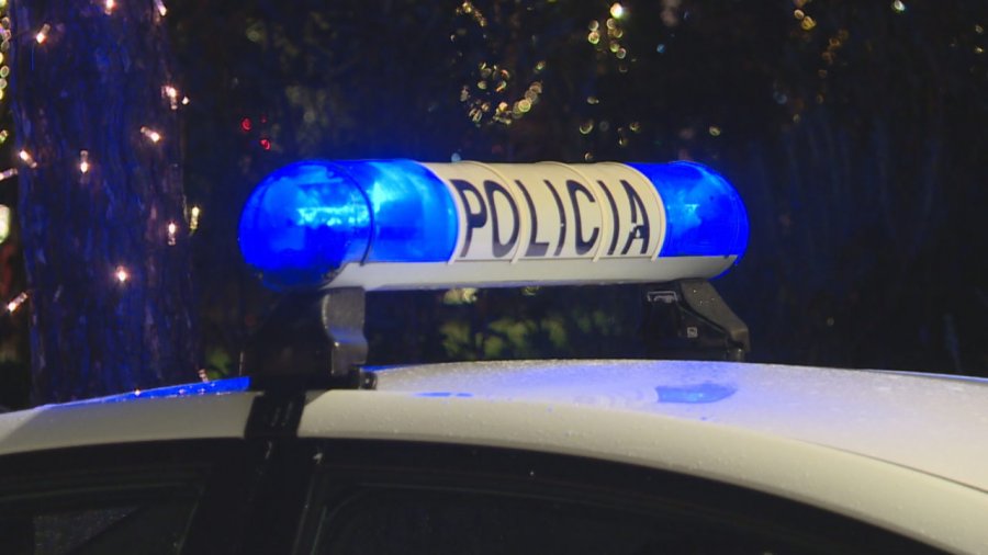 Të shtëna në një festë luksoze në jaht pranë Palasës  policia ndjek jahtin
