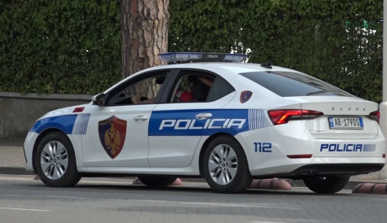 Tiranë  arrestohet 31 vjeçari që dyshohet se ngacmoi seksualisht dhe mbajti në banesë një 13 vjeçar
