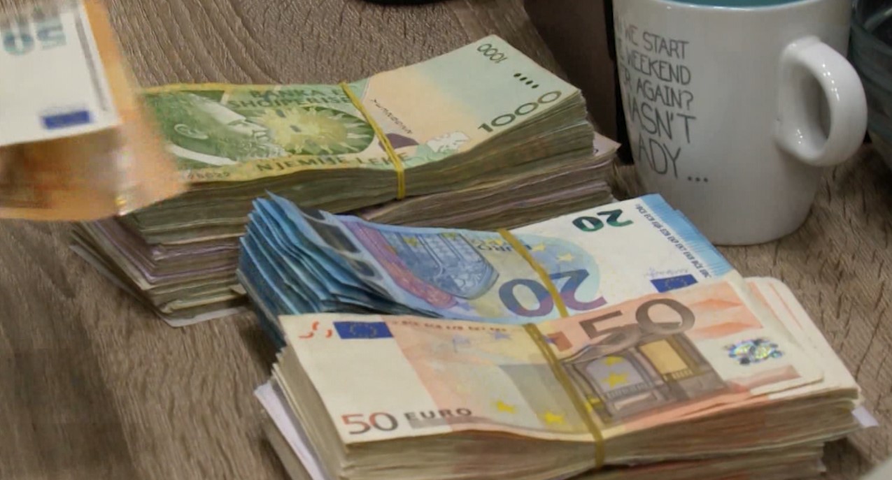 euro-prek-minimumin-historik-bie-per-here-te-pare-nen-93-leke