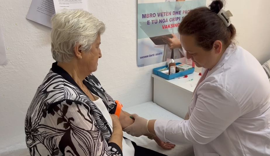 Konfirmohet rasti i parë me Ethet e Nilit në Shqipëri  ISHP nis hetimet në Korçë dhe përgatitet dezinfektimi