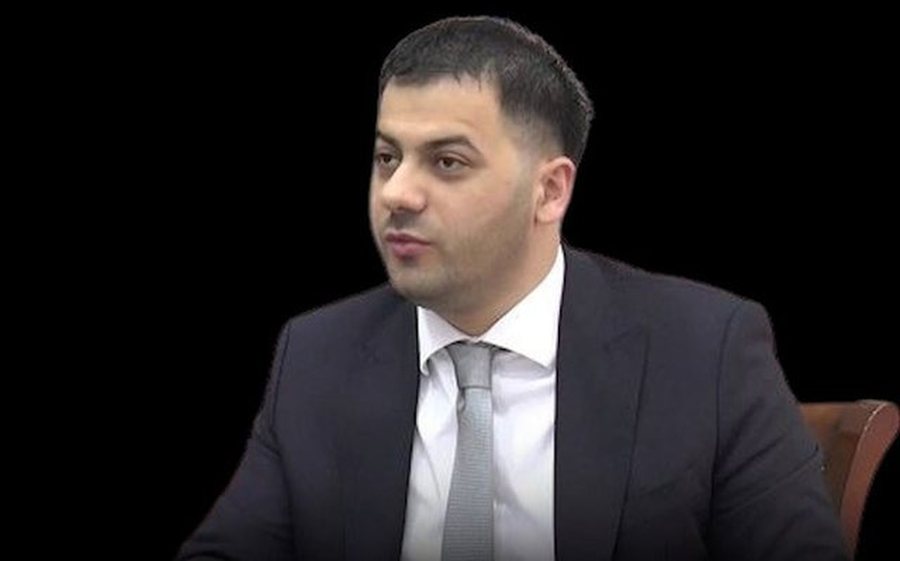 Zhduku 950 mijë euro verëra nga vila e Ergys Agasit  lihet në burg kushëriri i tij Eno Agasi  Dosja e tij i kalon SPAK