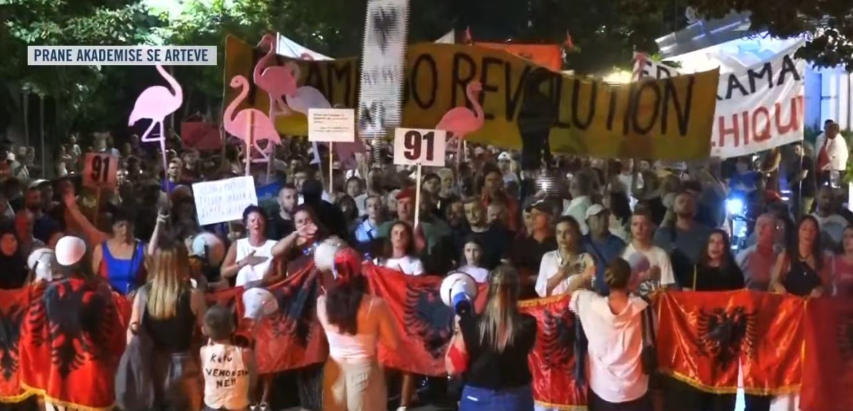  Në shesh deri në largimin e Ramës   Përfundon protesta e 91 të  qytetarët paralajmërojnë  Nesër më shumë 
