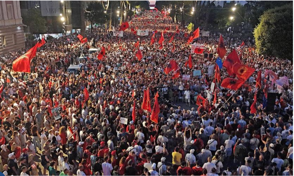 Qytetarët 103 ditë protestë  vijon aksioni kundër qeverisë  Rama jep dorëheqjen