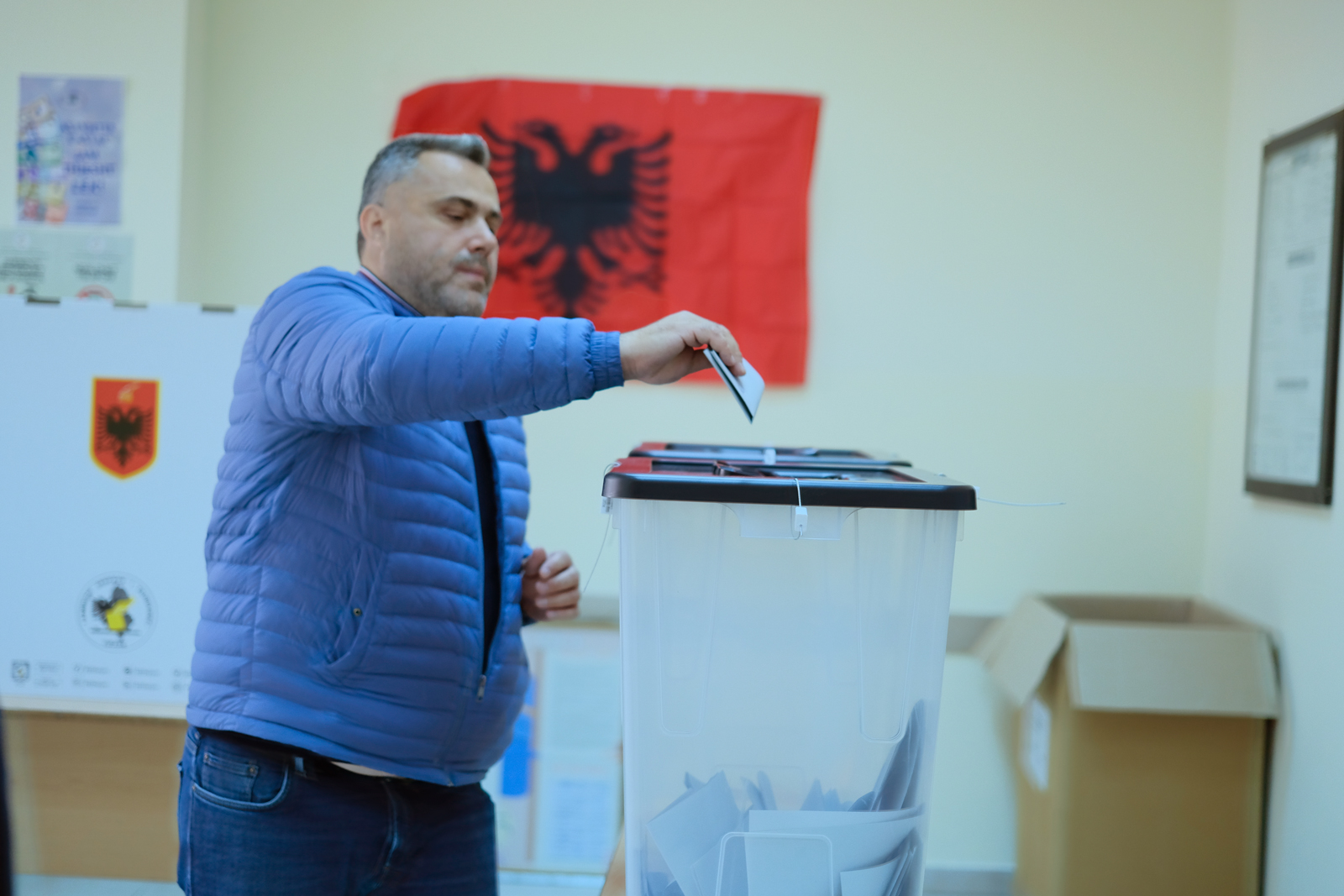 Harta e re territoriale  BIRN  PS synon ta miratojë në vjeshtë  ekspertët paralajmërojnë se mund të krijojë presion mbi afatet dhe standardet e zgjedhjeve lokale