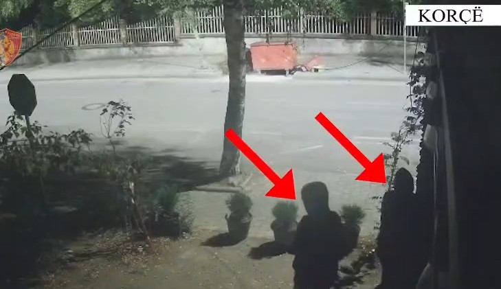 zbardhen-dy-vjedhje-ne-korce-arrestohet-18-vjecari-dhe-shpallet-ne-kerkim-bashkepunetori