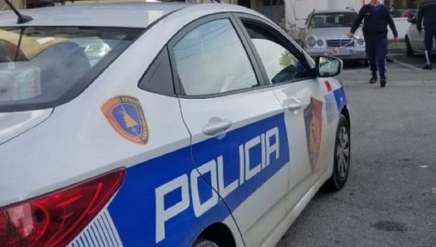 Dy ish drejtorët e Kadastrës Fier mbeten në burg  një tjetër kalon në arrest shtëpie