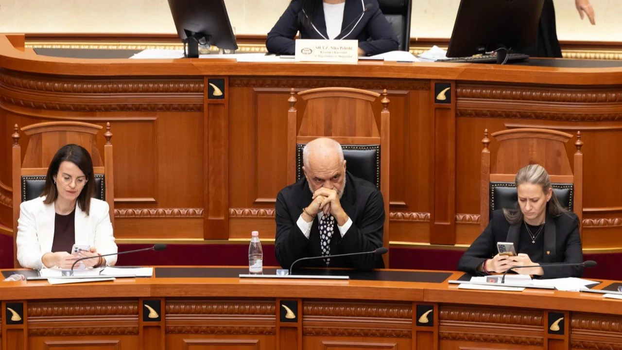 Rama në Kuvend gjatë debatit për pagat e gjyqtarëve  pret votimin e ligjit
